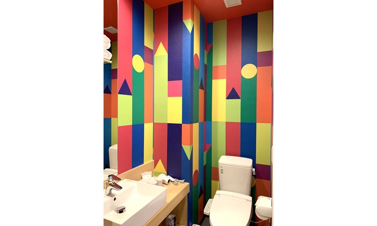 サクラクレパスルーム：さきしまコスモタワーホテル