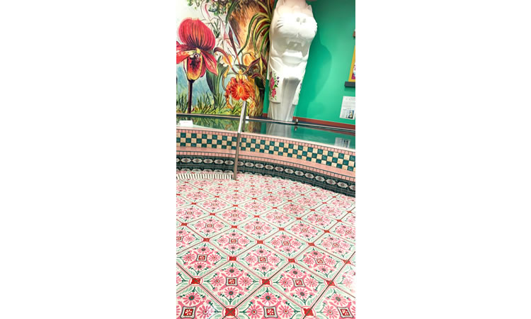 オリジナルタイル：スパワールド